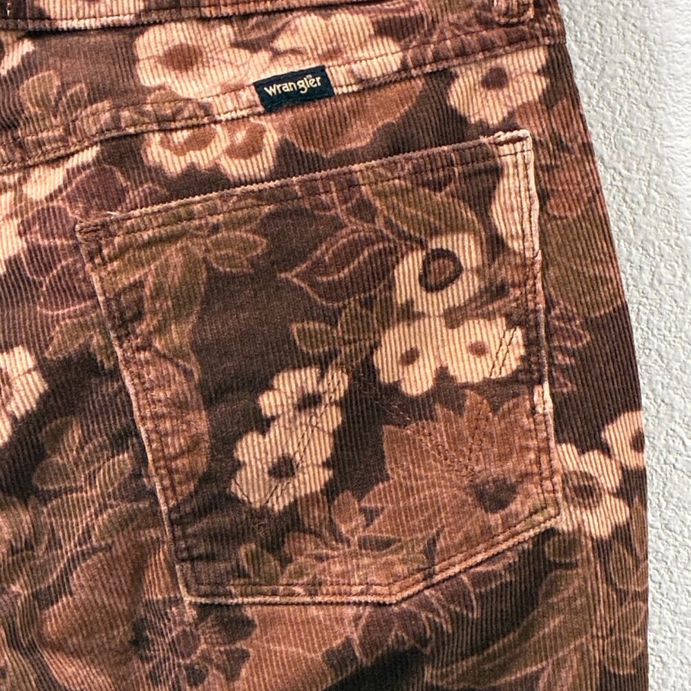 WRANGLER "Fierce Flare" Hi-Rise Floral Cords Flare/Bell Jeans Brown/Tan Women 14 - Picture 9 of 14